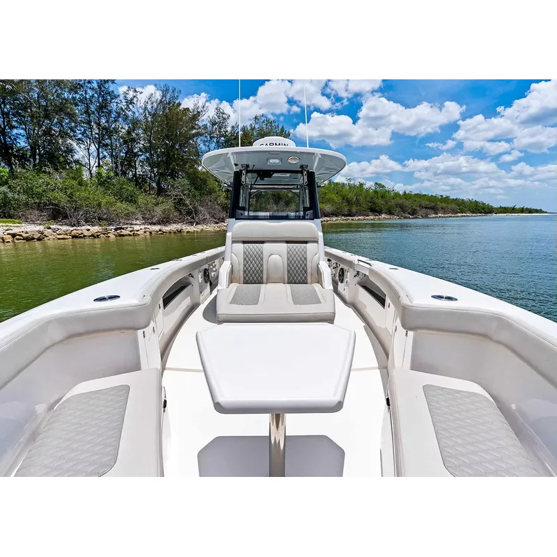Barco de Pesca con Consola Cen - Fishing Boat Outboard Motor reseña y precio
